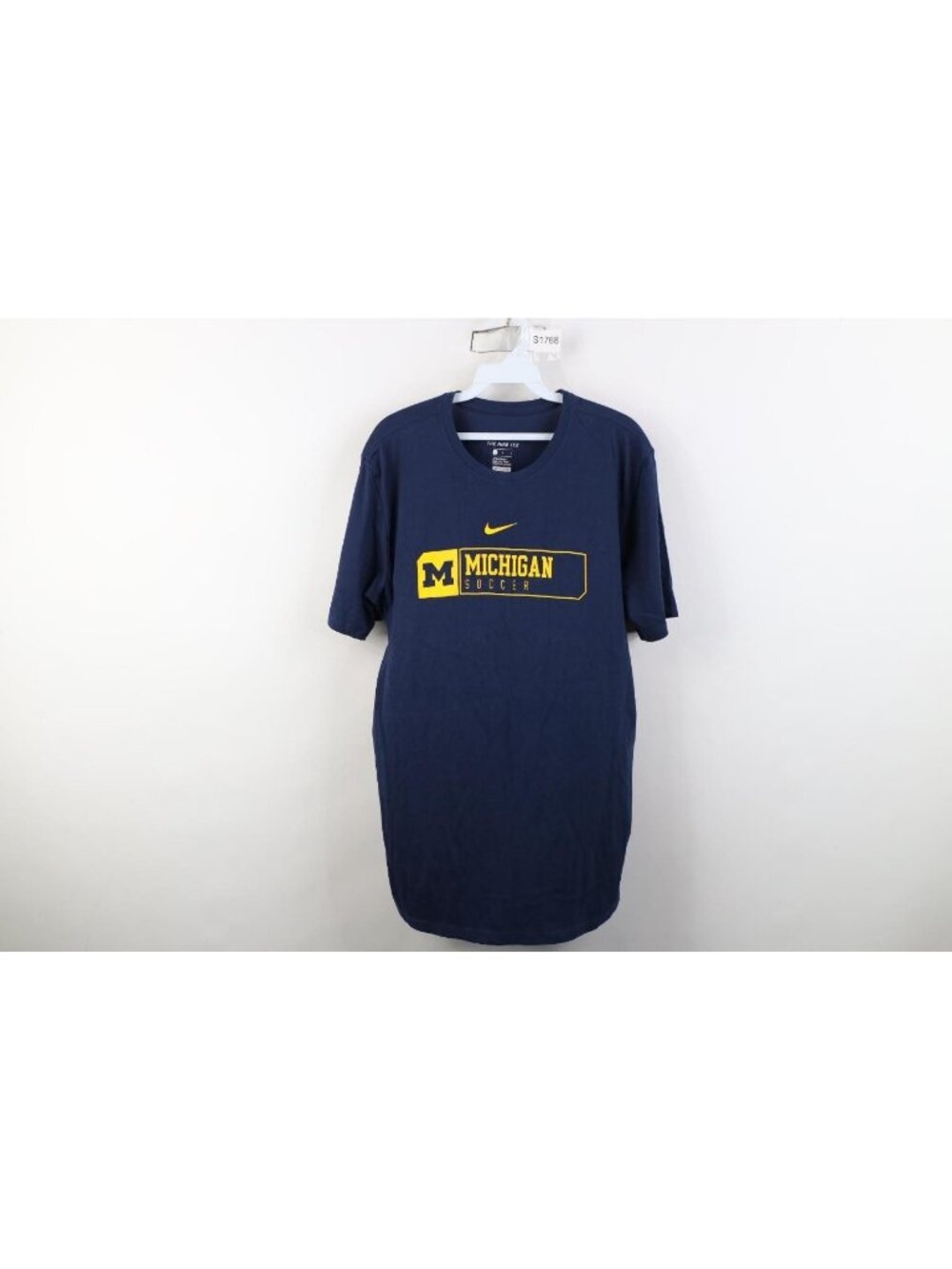 Nike Mens Large Team Issued University of Michigan Soccer Short Sleeve T-Shirt